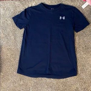 Youth Boys Under Armour t-shirt. Sz Y Lg